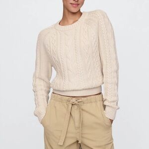 NEW GAP Classic Cable-Knit Sweater